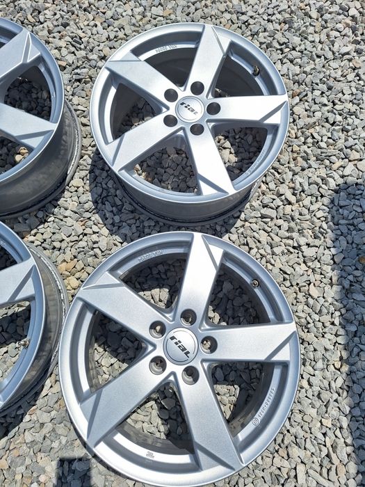5x112.17цола.7.5j ET45 Rial