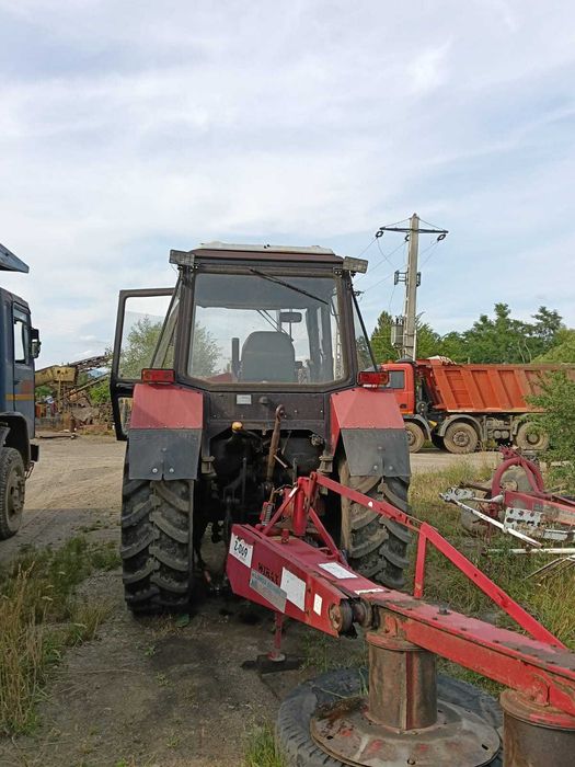 Tractor marca BELARUS 820