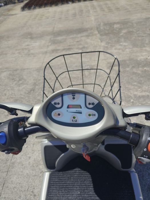Електрическа четириколка Breeze 4