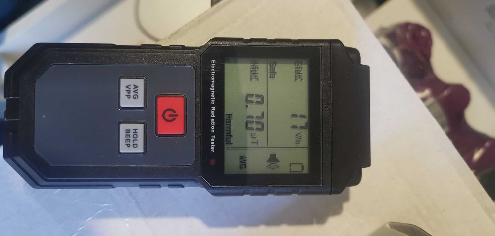 EMF тестер дигитален