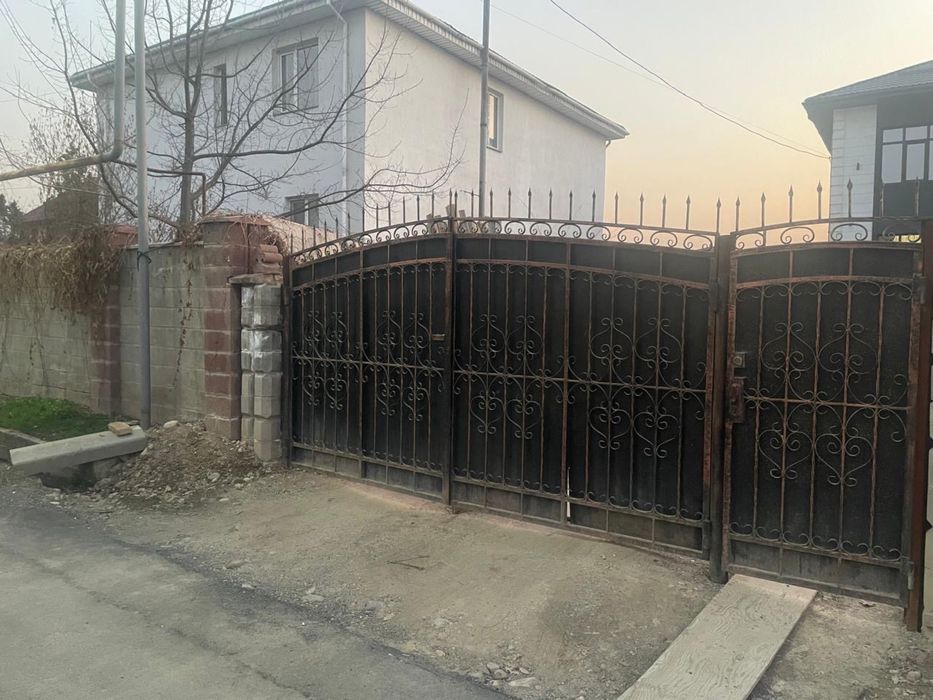 Продам ворота металлические