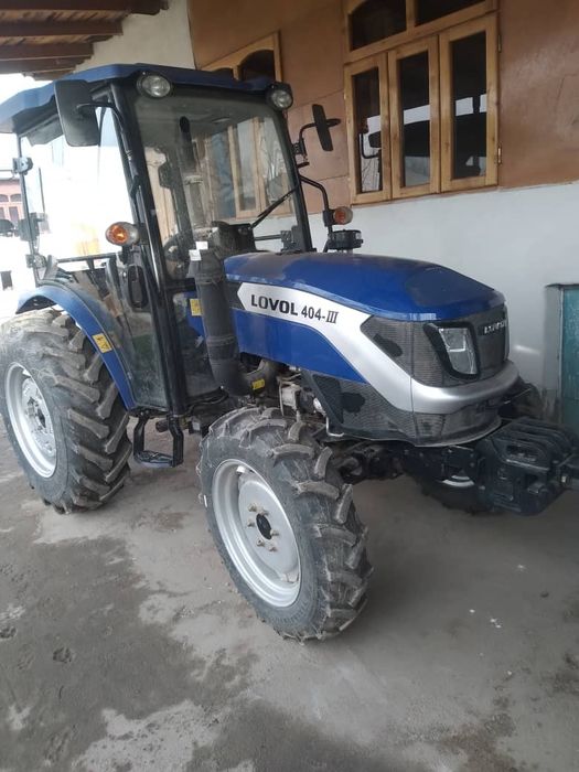 Трактор lovol 404 сотилади.
