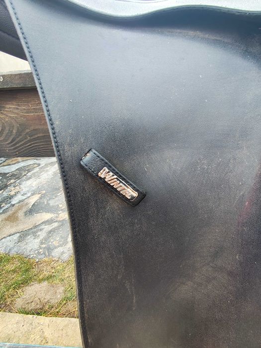 Седло за обездка