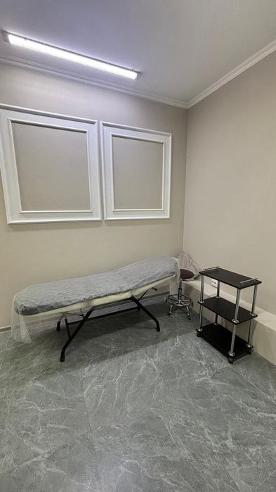 Аренда маникюрного стола