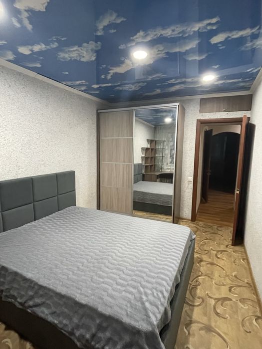 Продам 2-х комнатную квартиру на длительнный срок.