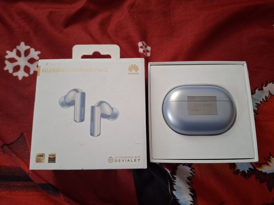 Casti Wireless Huawei FreeBuds Pro 2 foarte puțin folosite