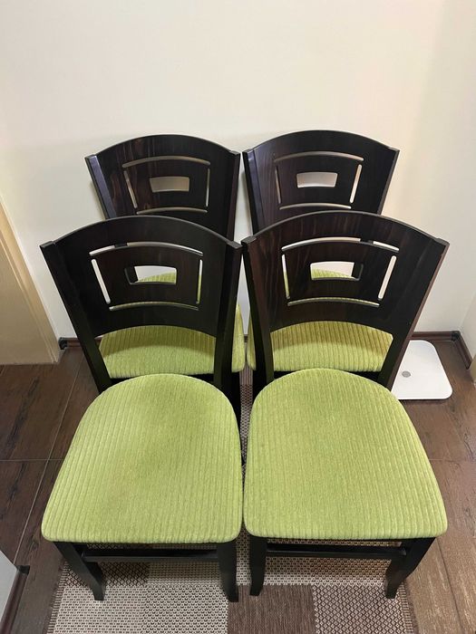 Столове за кухня