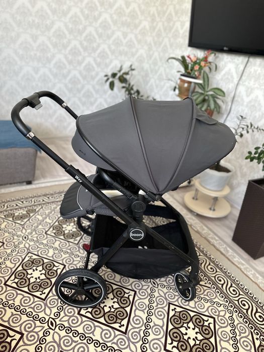 Продается коляска Booni Way