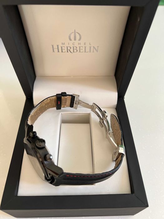 Мъжки часовник Michel Herbelin