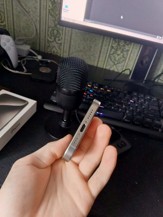 Продаю iPhone 15 pro