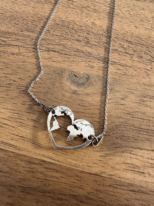 Colier argint cu inima glob pamantesc