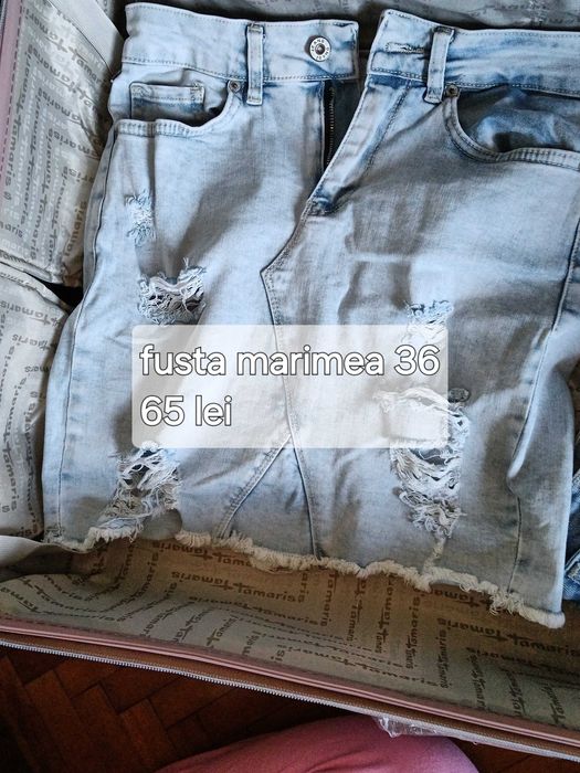 Vând haine aproape noi la pret bun