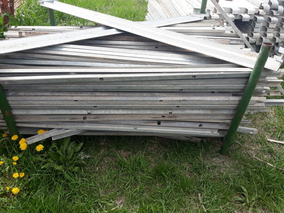 Schela metalică popi metalici