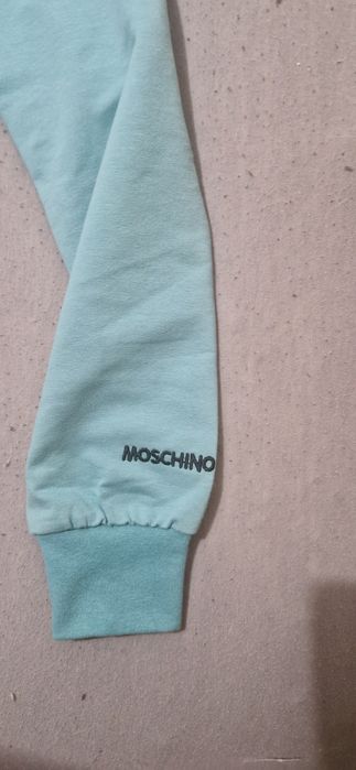 Bluza moschino cu ursulet