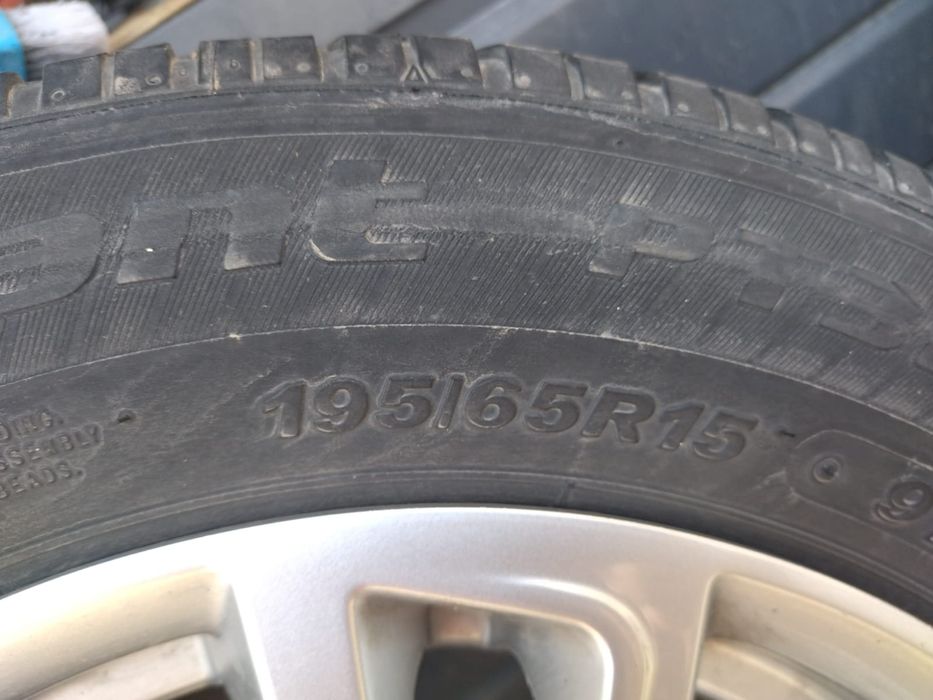 Шины с дисками в хорошем состоянии