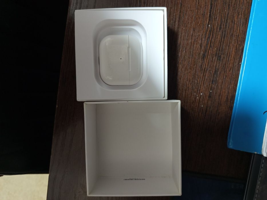 Продам AirPods Pro. Состояние отличное!
