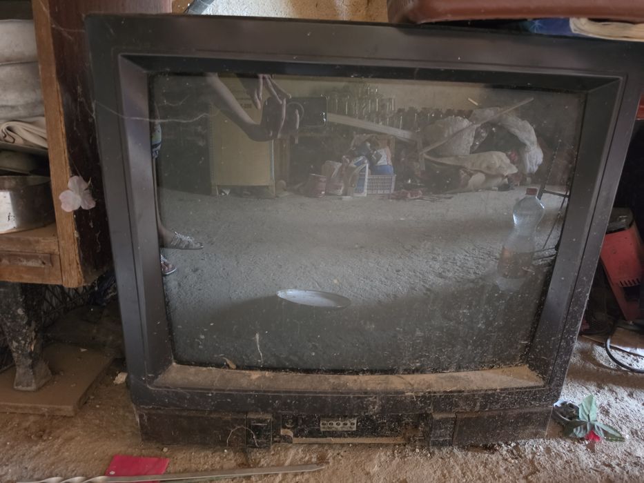 Eski televizor sotiladii