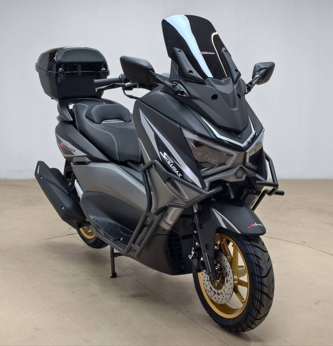 Новый скутер n-max 170 кубов