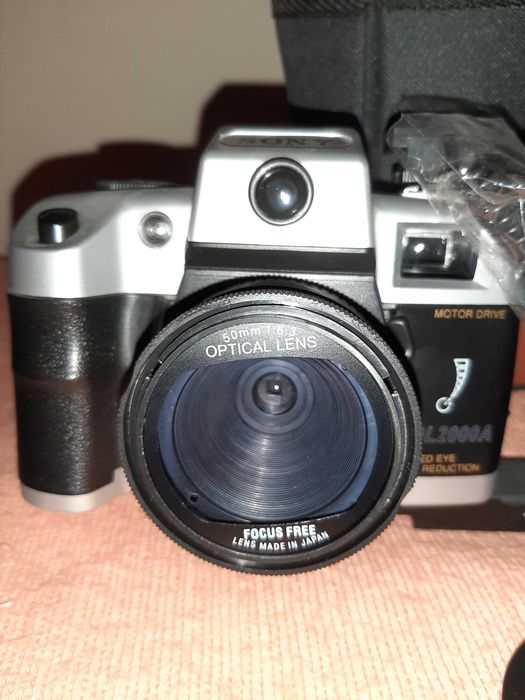 camera foto clasica cu blitz