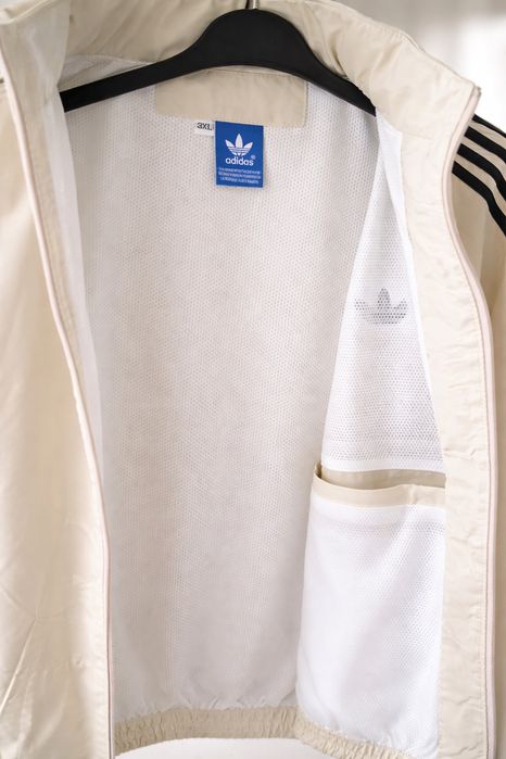 Ветровки Adidas унисекс