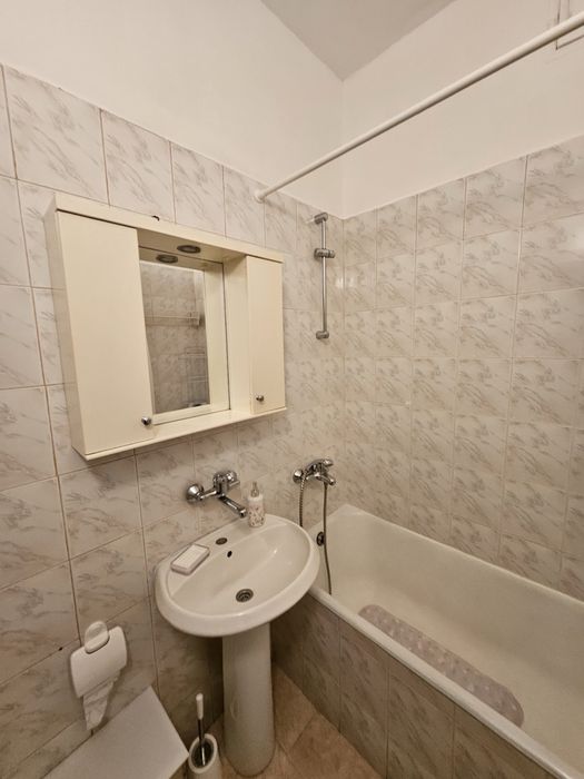 Дава се под наем Тристаен апартамент в София, Хиподрума - 72 кв.м за 663 € - Снимка #7