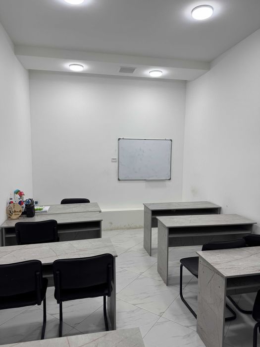 Ijaraga Beriladi: Ofislar va Sinf Xonalari!