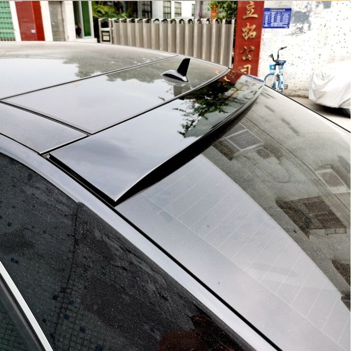 W212 AMG спойлер  и козырёк