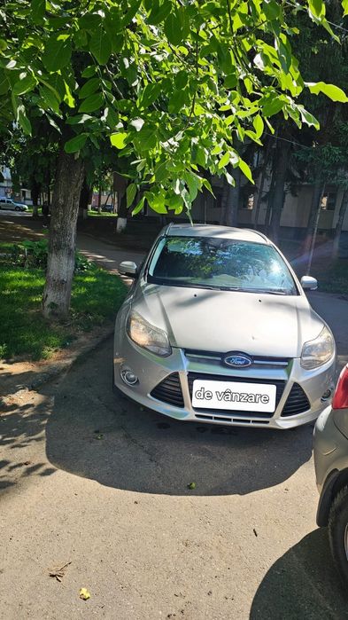 FORD Focus 2014 — imagine 3