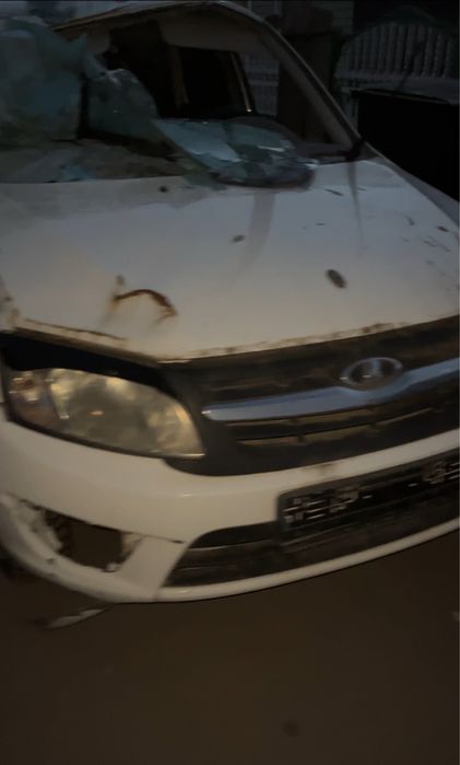 Гранта лифтбэк на разбор