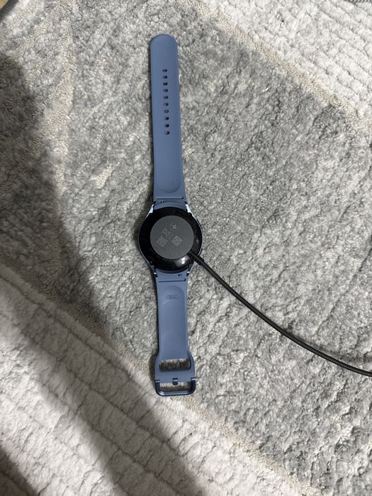 Samsung Watch 5 44мм синий ремешок