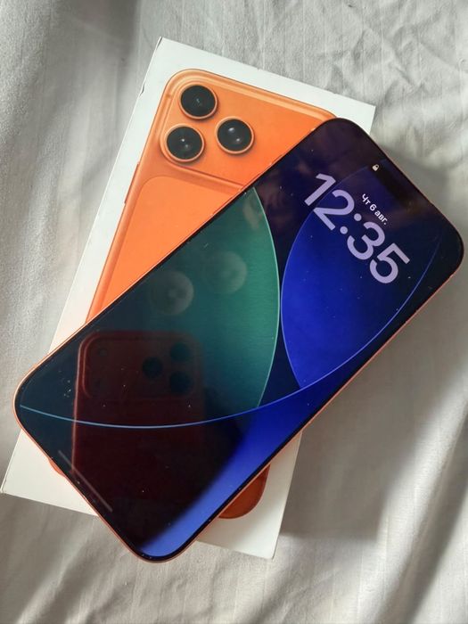 Продам Iphone 17 pro max