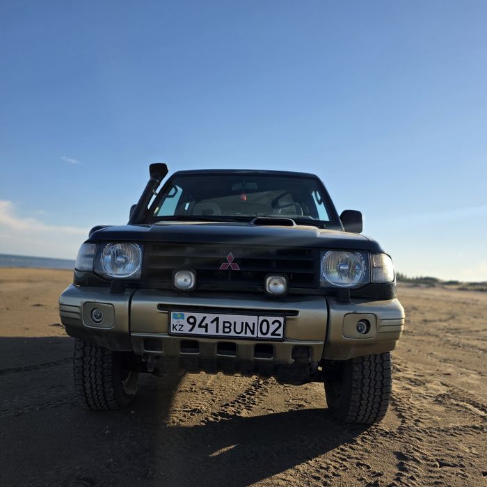 Mitsubishi pajero