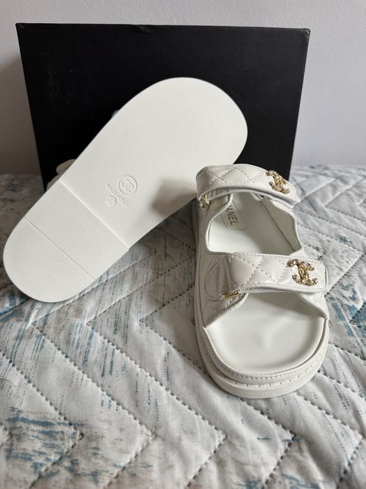 Чехли Chanel