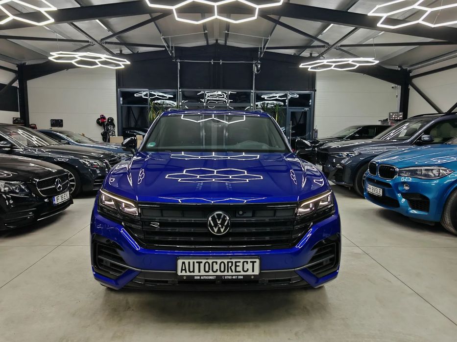Volkswagen Touareg R Line/476CP/Hybrid/Softclose/NightVision/Masaj/Ventilatie/Cârlig