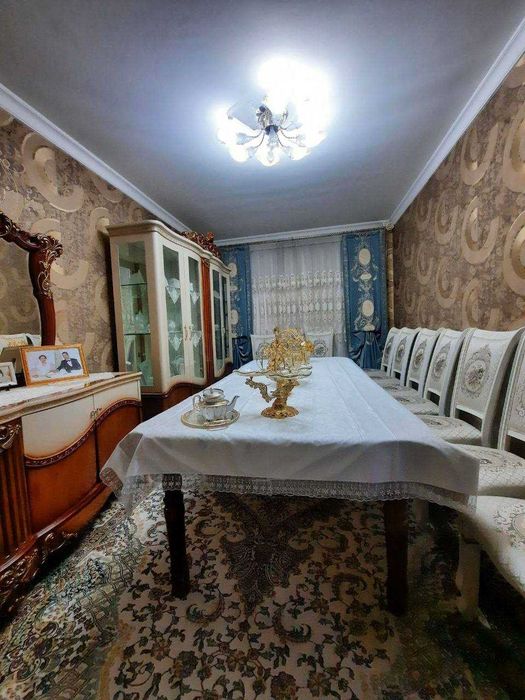 Продаётся 4-х комнатная кв Кара камиш 1/2