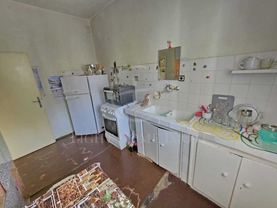 Продава се Тристаен апартамент в Пловдив, Център - 120 кв.м за 3750 €/кв.м - Снимка #6