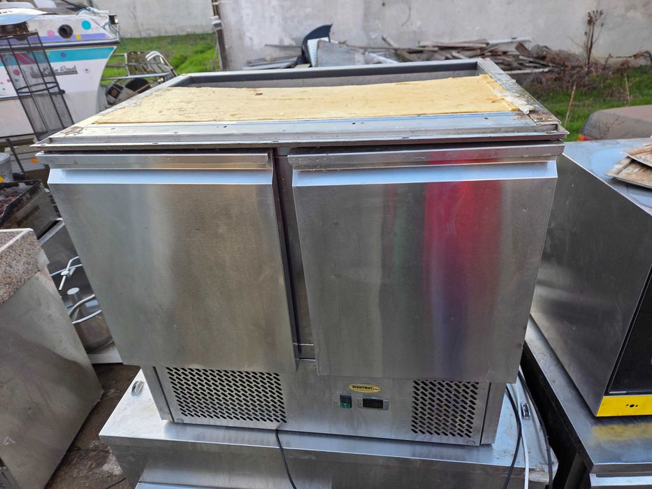 Frigider, Masa rece, dulap cald inox, usi culisante