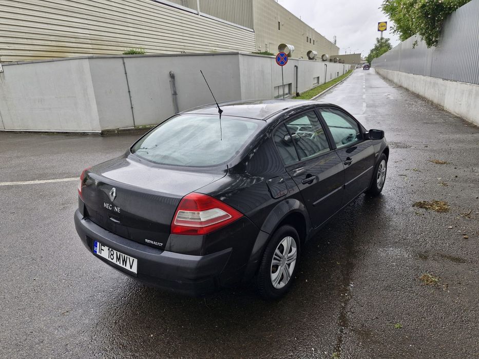 Vand Renault Megane 151.300 km 1.4 benzina