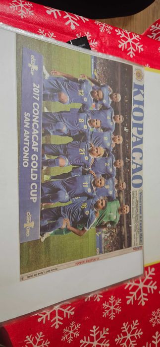 Продавам футболни снимки - 5000 бр.