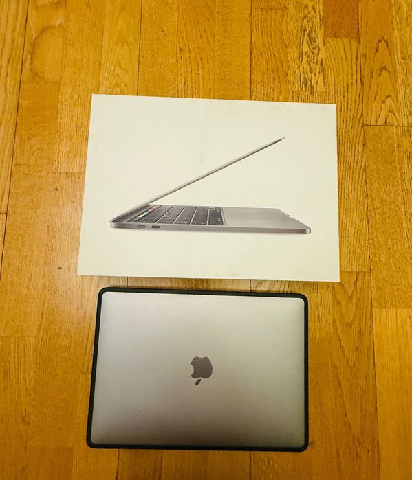 MacBook Pro 13" (2020)