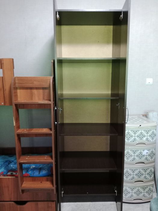 Продам шифонер пенал.