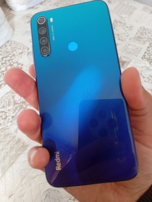 Huawei y7  с зарядно