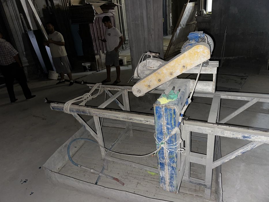 Mramor granit tosh kesadigan stanok sotiladi