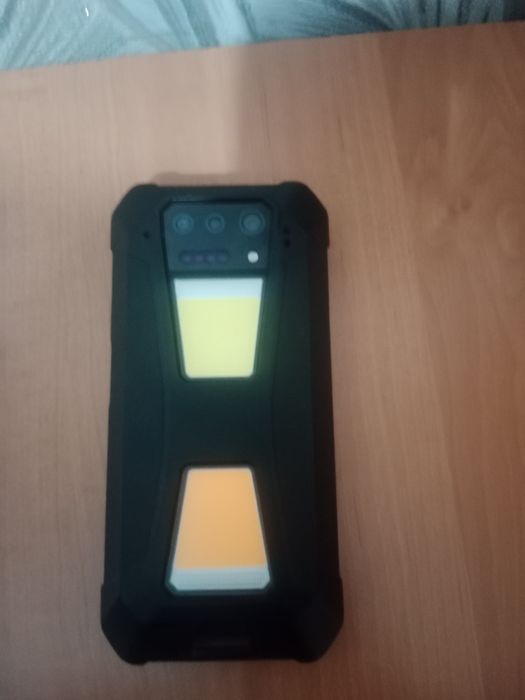 Сотовый телефон Танк 2 про