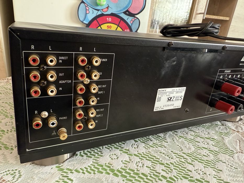 Sony TA-F550ES Качествен стерео усилвател