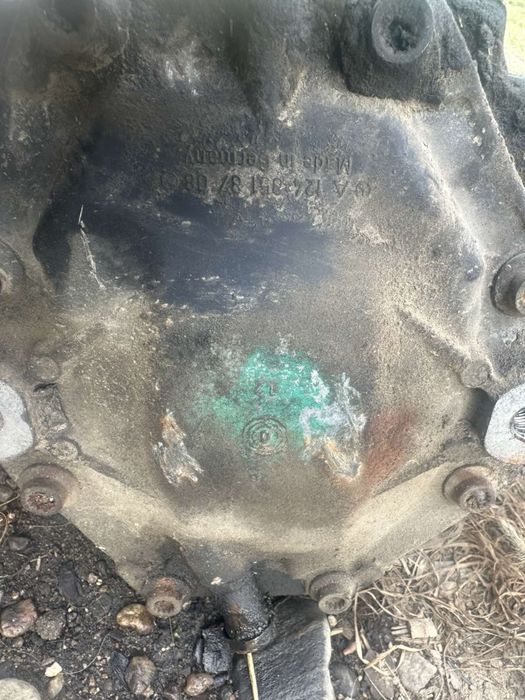 Диференциал за мерцедес 2.2 116 к.с