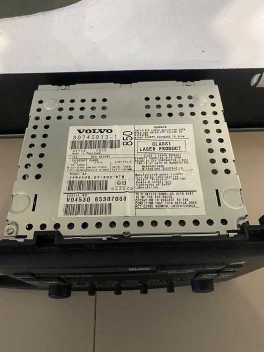 Radio CD HU85 Volvo S60 V70 XC70 30745813