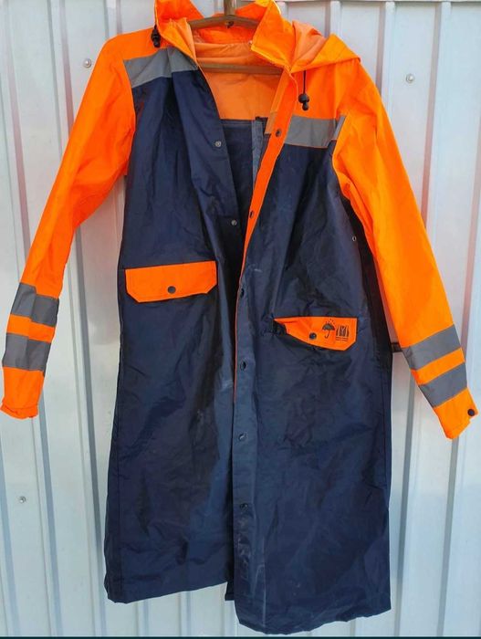 Плащи брезентовые