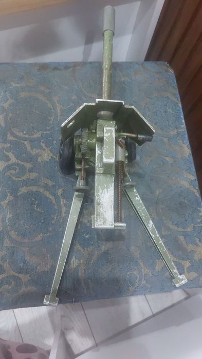 Пушка металлическая для колекций