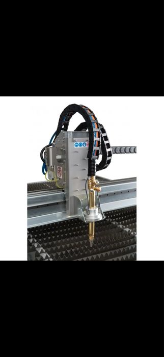 Prelucrări mecanice / Debitare și pregătire metal / Sudură profesională / Vopsitorie în câmp electrostatic